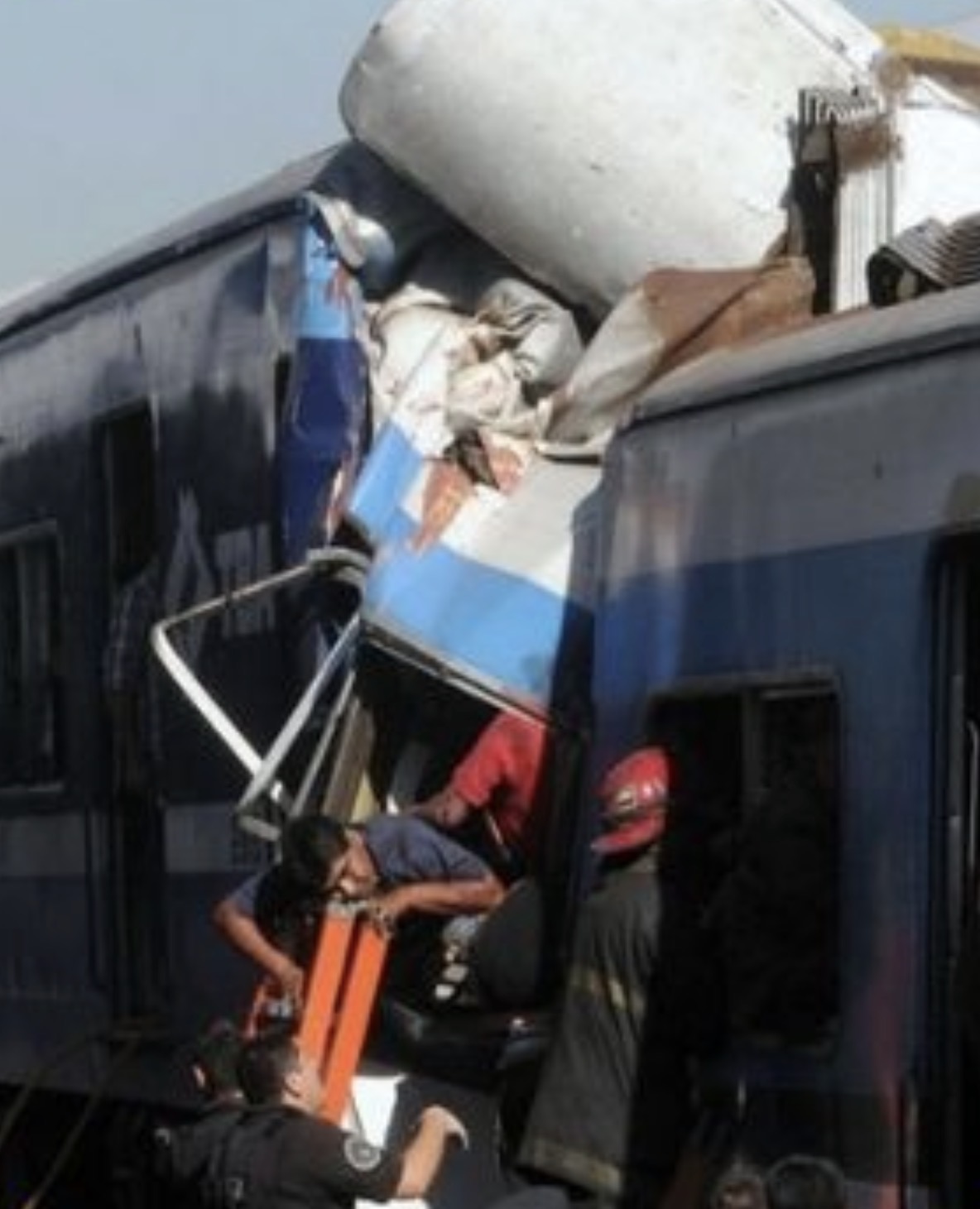 Tragedia de Once: familiares de las víctimas rechazan la domiciliaria a De Vido
