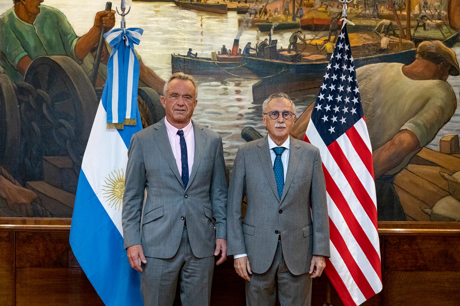 Lugones y Robert F. Kennedy Jr. acordaron una agenda conjunta en salud pública