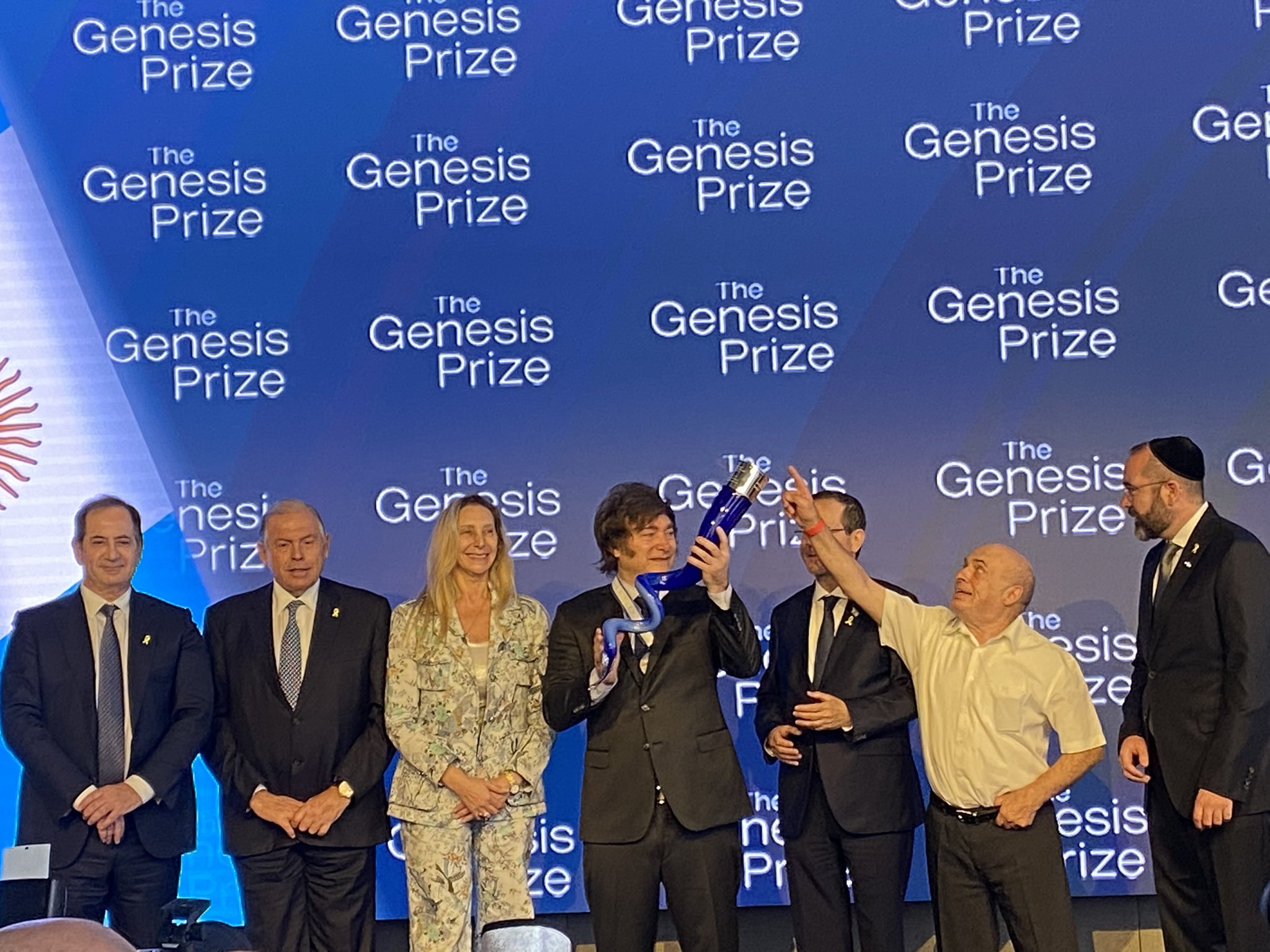 Milei recibió el “Nobel Judío” en Israel 