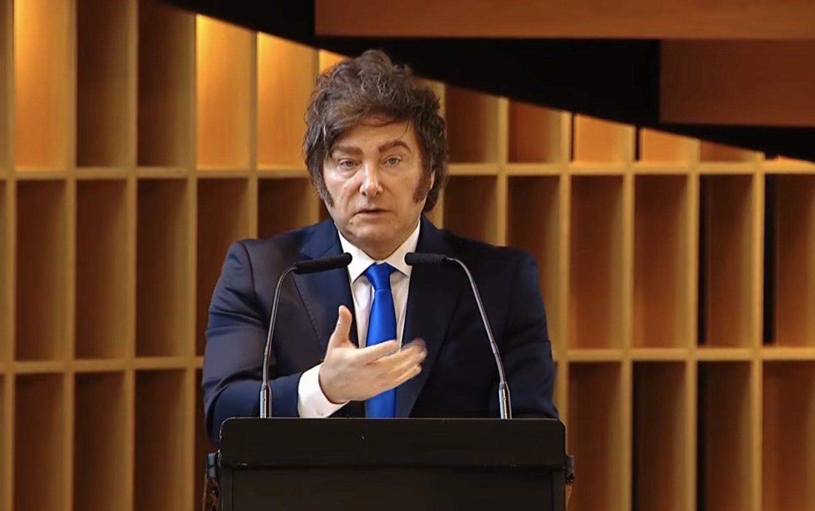 “Abróchense los cinturones porque habrá muchas más reformas”