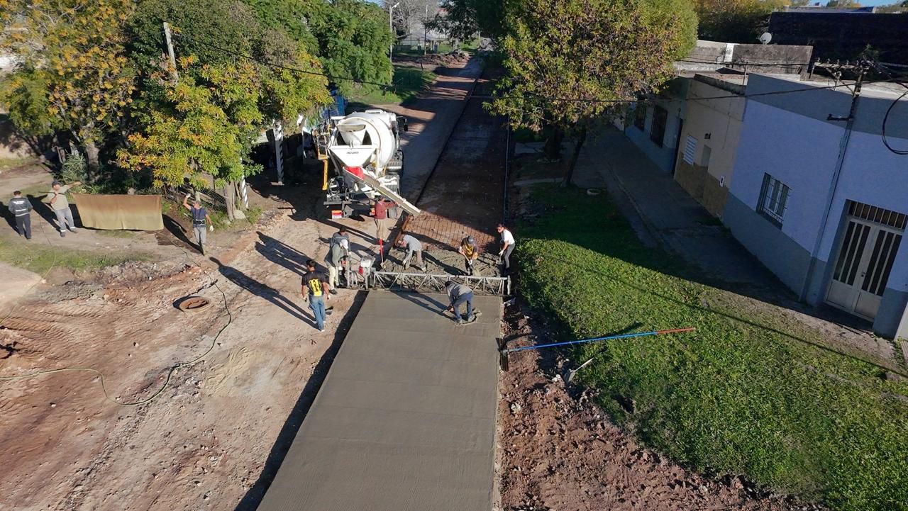 Avanza la obra de pavimento en calle La Central