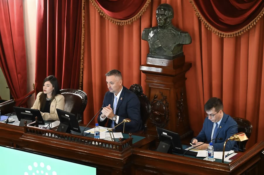 Diputados reemplazan términos estigmatizantes por lenguaje respetuoso