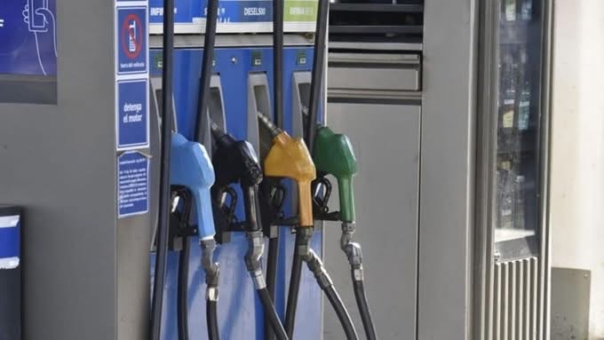 Petroleras subieron precio de nafta y el gasoil por conflicto en Medio Oriente