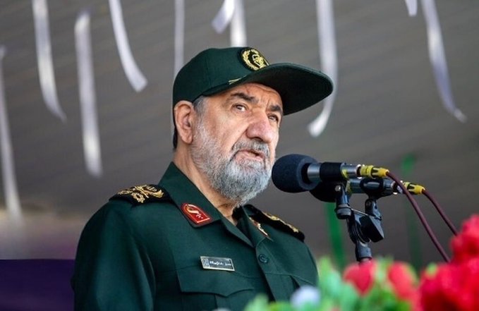 Designan a Mohsen Rezai como nuevo asesor militar de Irán