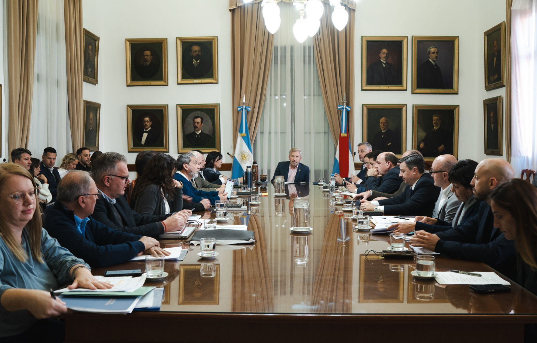 Frigerio encabezó reunión de gabinete