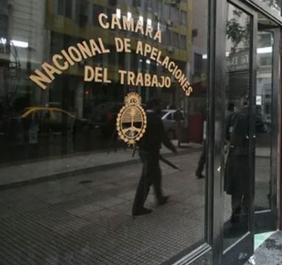 Revocan cautelar contra la reforma laboral y reestablece 83 artículos