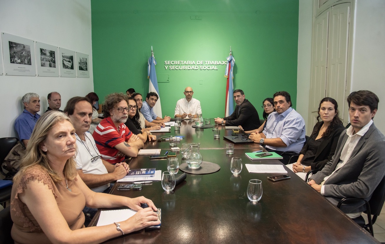 Sin avances en la paritaria docente los gremios anunciaron un nuevo paro