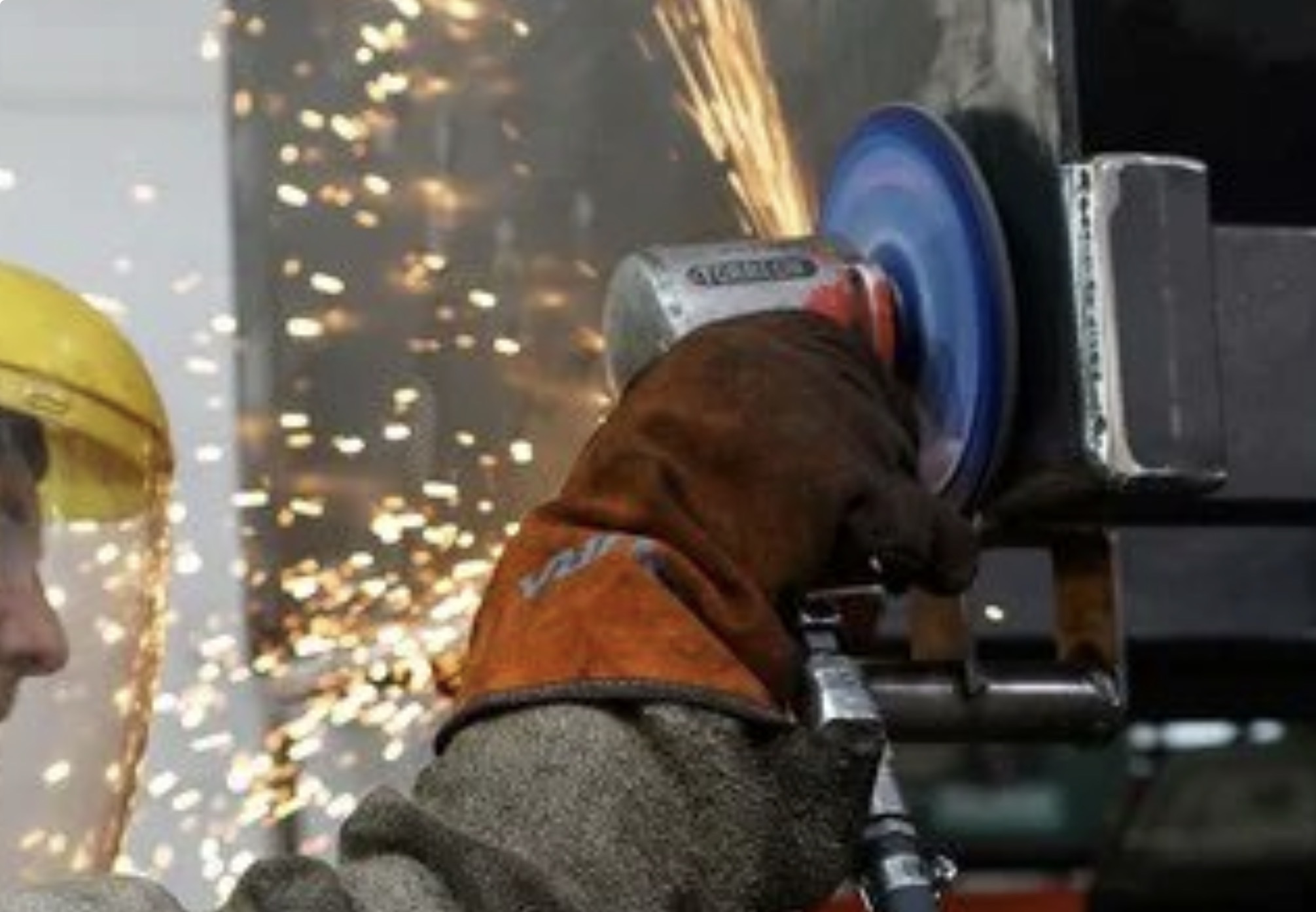 El empleo privado repuntó pero no logra recuperar terreno