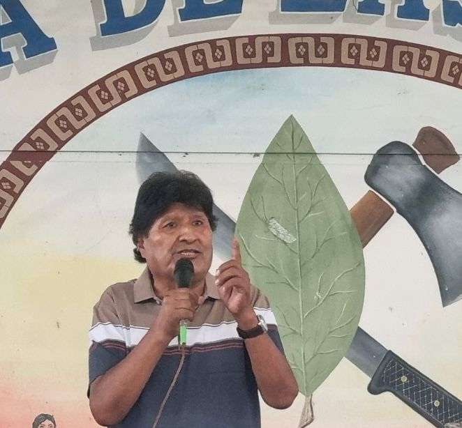 Evo Morales fue declarado "en rebeldía"