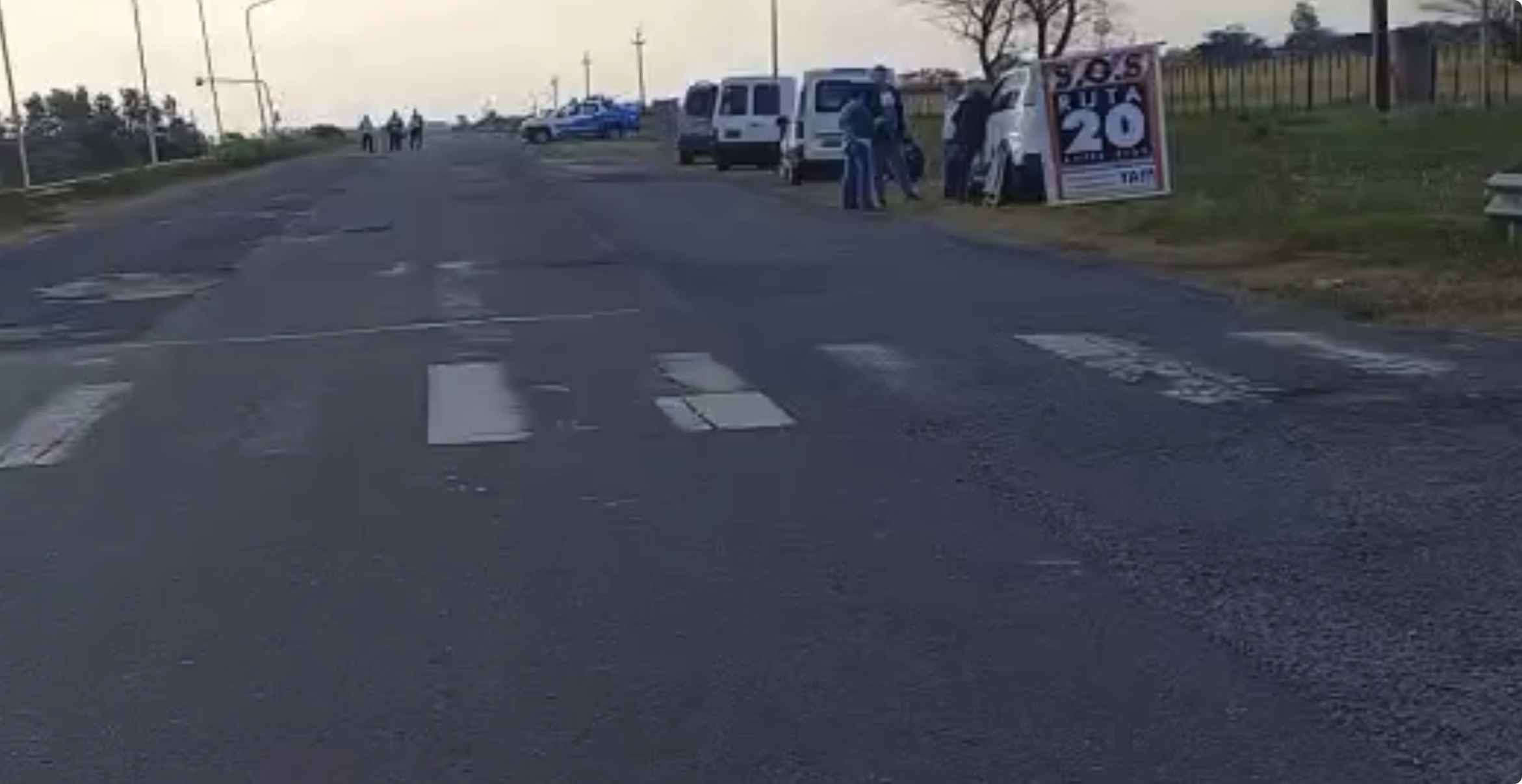 Vecinos volvieron a reclamar por el mal estado de la Ruta 20