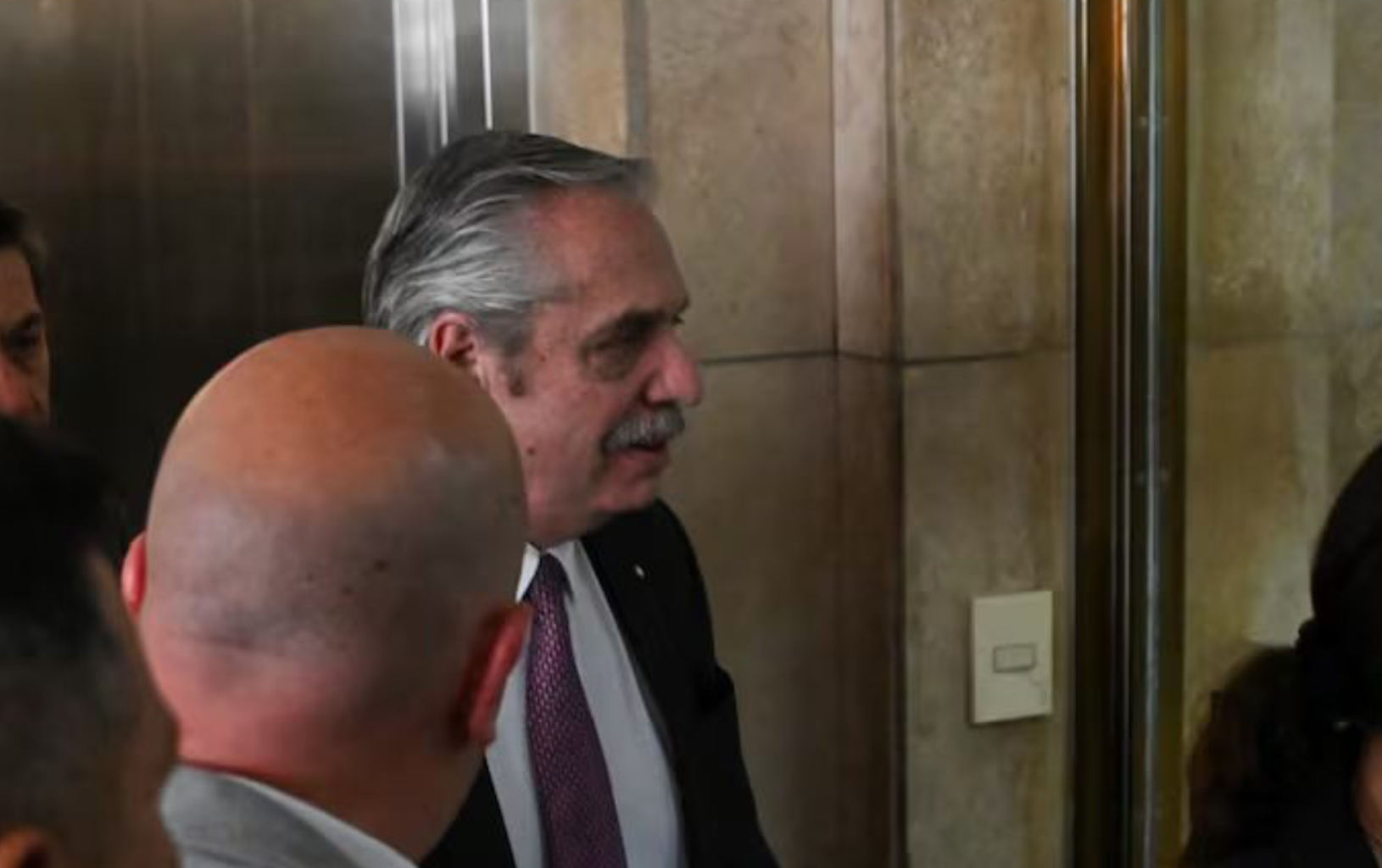 Alberto Fernández amplió su declaración en la causa Seguros