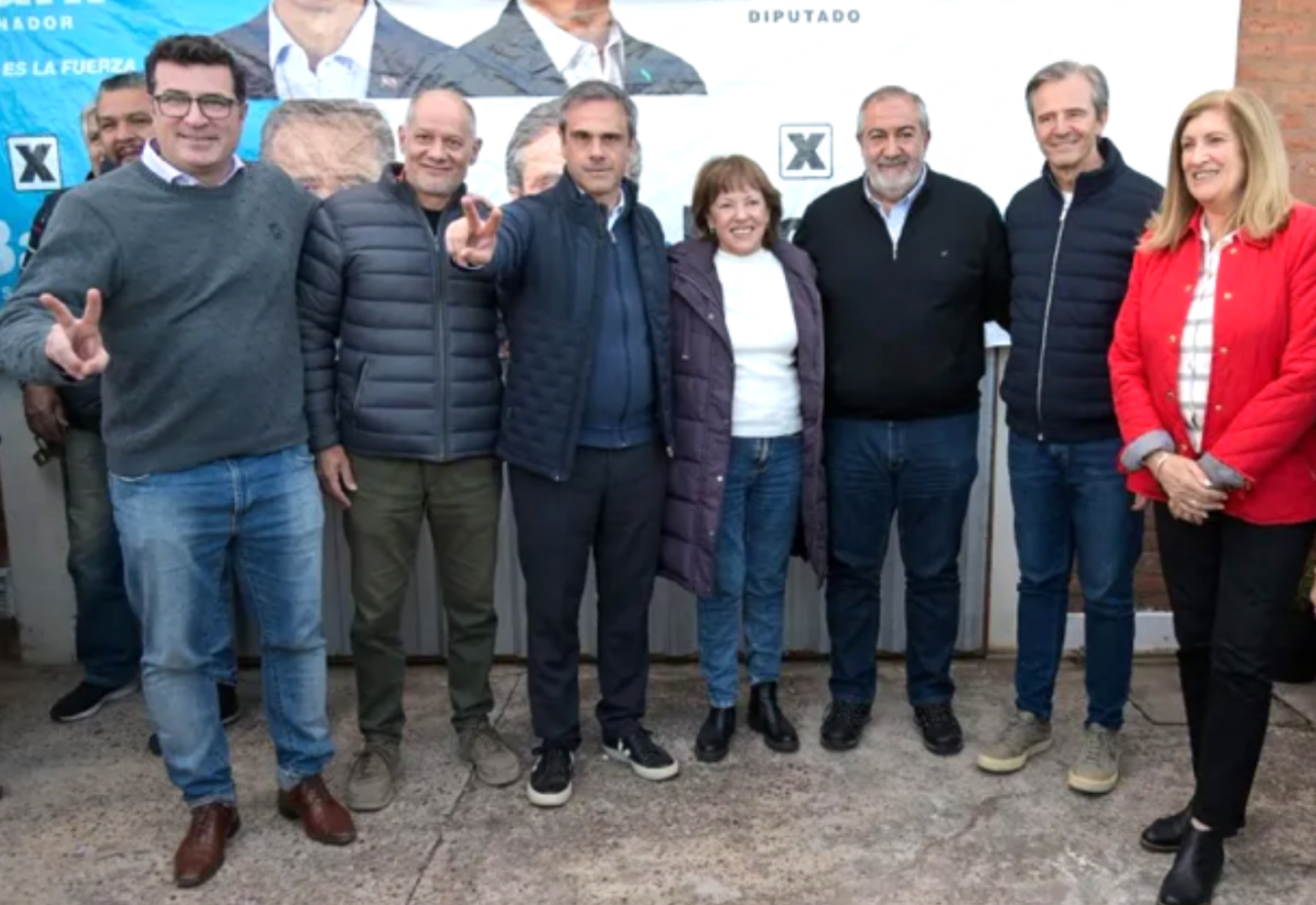 Daer respaldó a Bahl y Michel