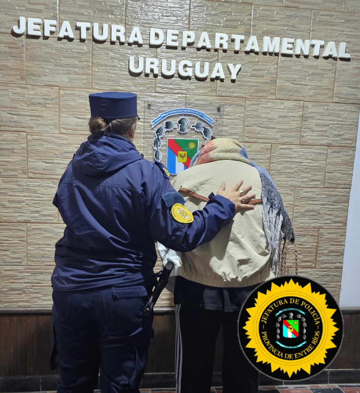 Intentó llevarse una botella de alcohol y terminó detenida en Basavilbaso