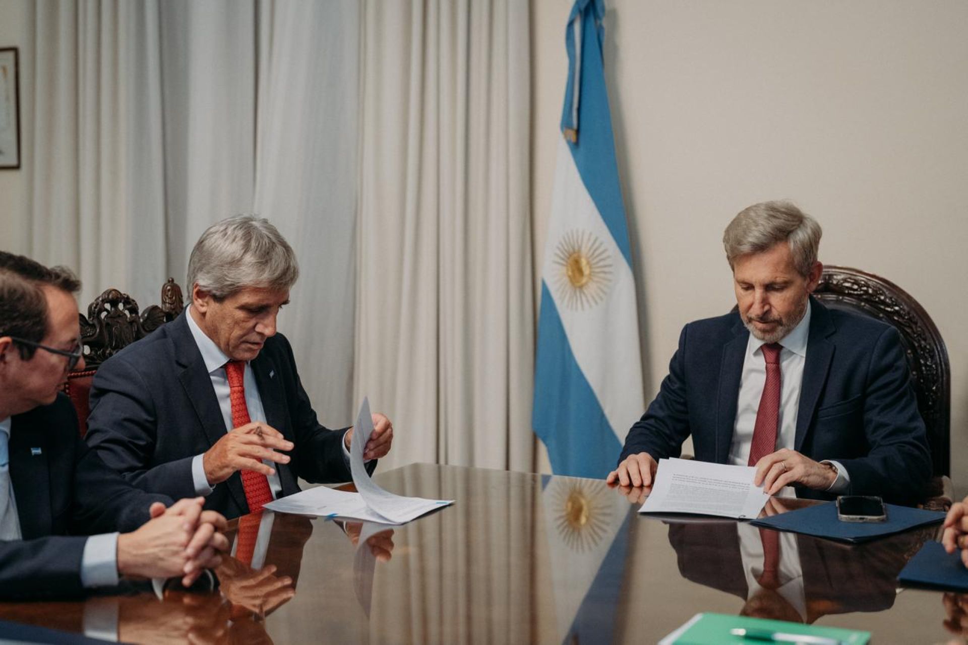 Frigerio firmó un convenio con Nación que reconoce deudas a favor de Entre Ríos