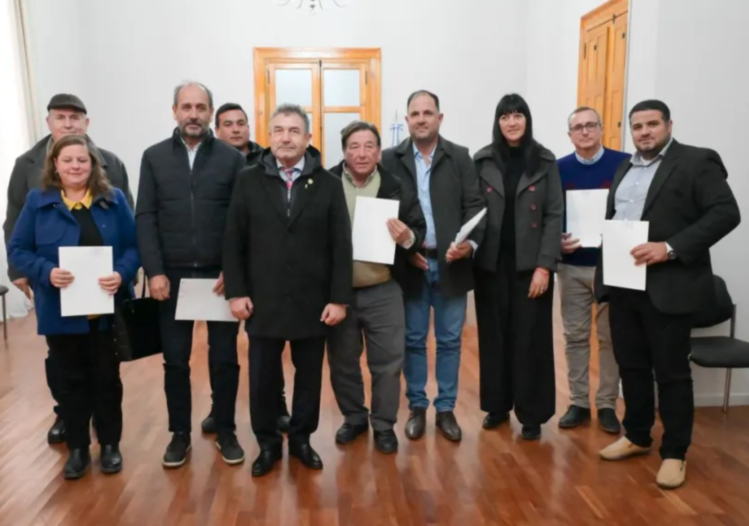 Refuerzan equipamiento de seguridad en 10 Municipios y Comunas