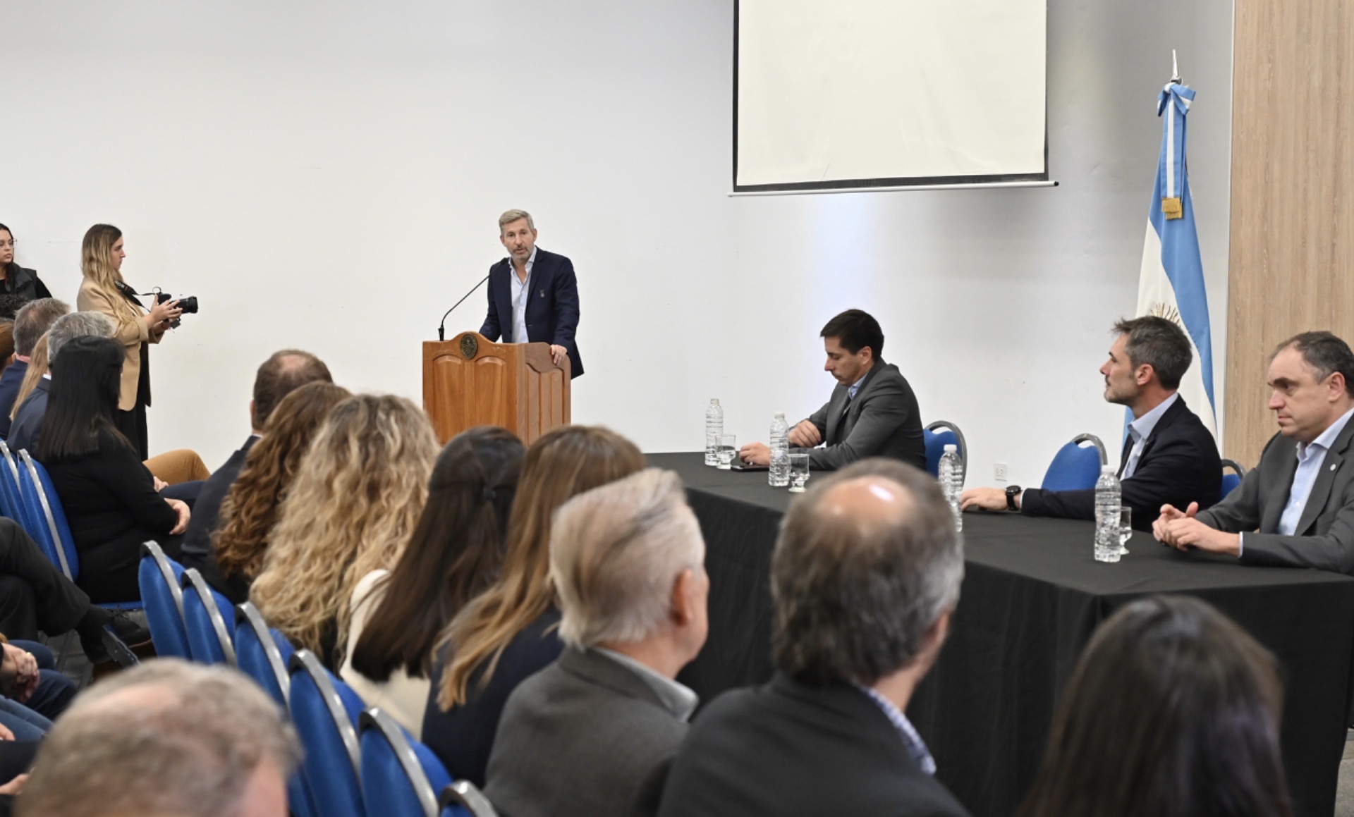 Gobierno firma acuerdo con CFI para potenciar inversión y desarrollo productivo