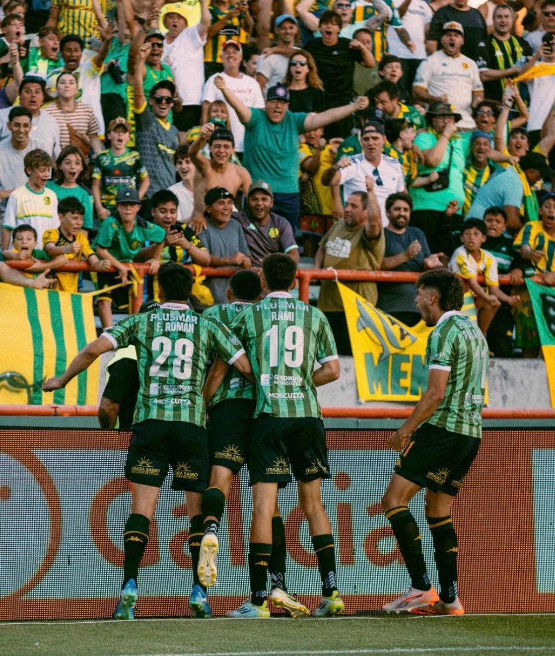 San Martín de San Juan y Godoy Cruz de Mendoza descendieron a la “B”